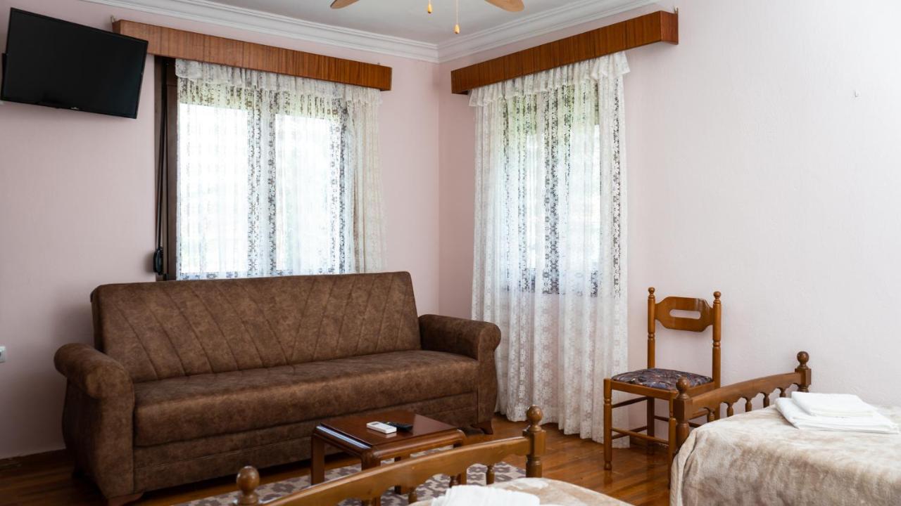 Fani'S House Under Meteora Leilighet Kastrákion Eksteriør bilde